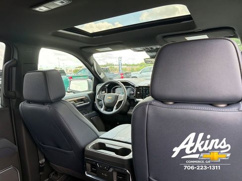 New 2026 Chevrolet Silverado 1500 High Country AWD/4WD image 19