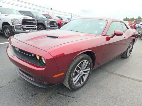 Used 2019 Dodge Challenger SXT w/ Plus Package AWD/4WD image 2