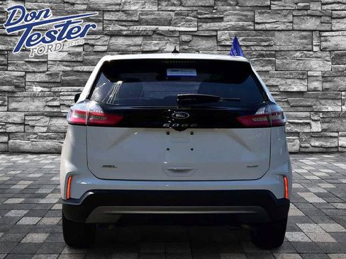 Certified 2024 Ford Edge SEL w/ Convenience Package AWD/4WD image 4