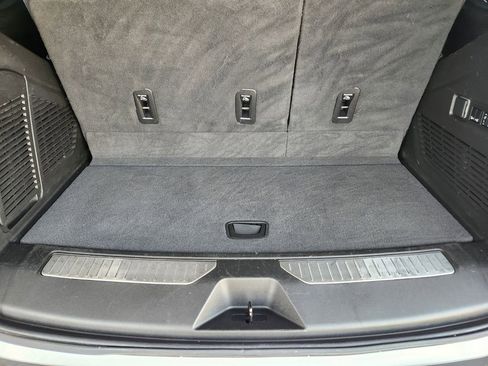 Used 2022 Chevrolet Tahoe RST w/ Sport Performance Package image 33