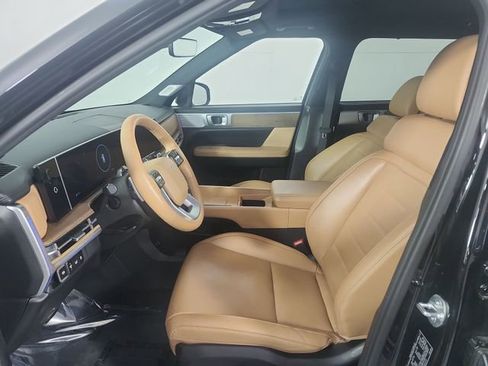 Used 2024 Hyundai Santa Fe Limited AWD/4WD image 4