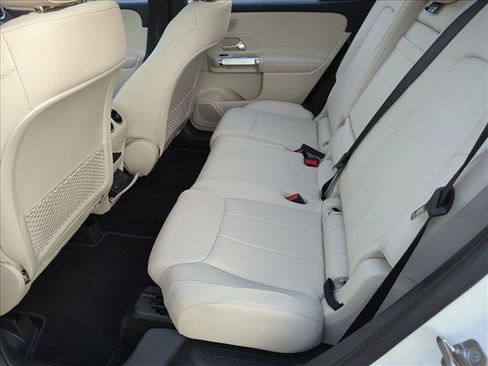 Used 2026 Mercedes-Benz GLB 250 image 19