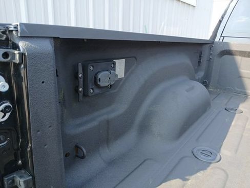 Used 2022 RAM 2500 Big Horn w/ Level A Equipment Group AWD/4WD image 7