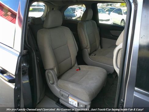 Used 2016 Honda Odyssey LX image 25