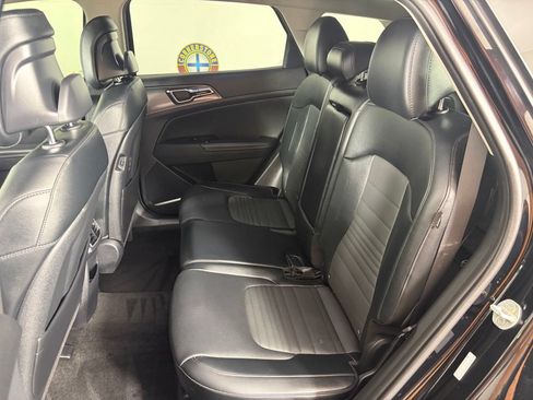 Used 2024 Kia Sportage SX AWD/4WD image 16