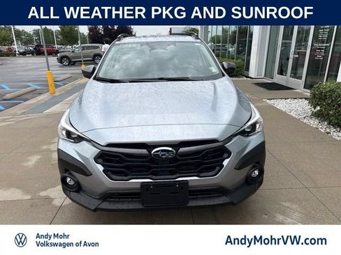 Used 2024 Subaru Crosstrek 2.0i Premium AWD/4WD image 2