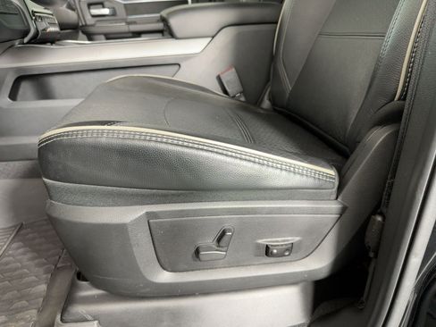 Used 2024 RAM 2500 Laramie w/ Sport Appearance Package image 13