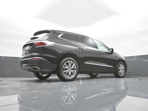 Used 2023 Buick Enclave Essence w/ Experience Buick Package FWD image 40