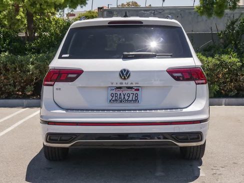 Used 2022 Volkswagen Tiguan SE R-Line FWD image 8