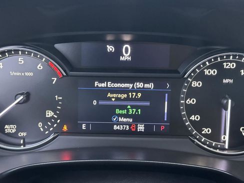 Used 2020 Cadillac XT4 Premium Luxury image 16