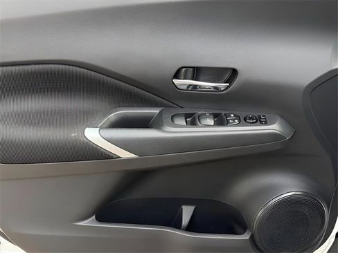 Used 2021 Nissan Kicks SV image 16