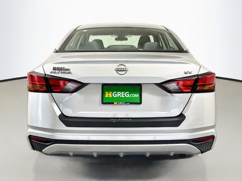 Used 2023 Nissan Altima 2.5 SV FWD image 8