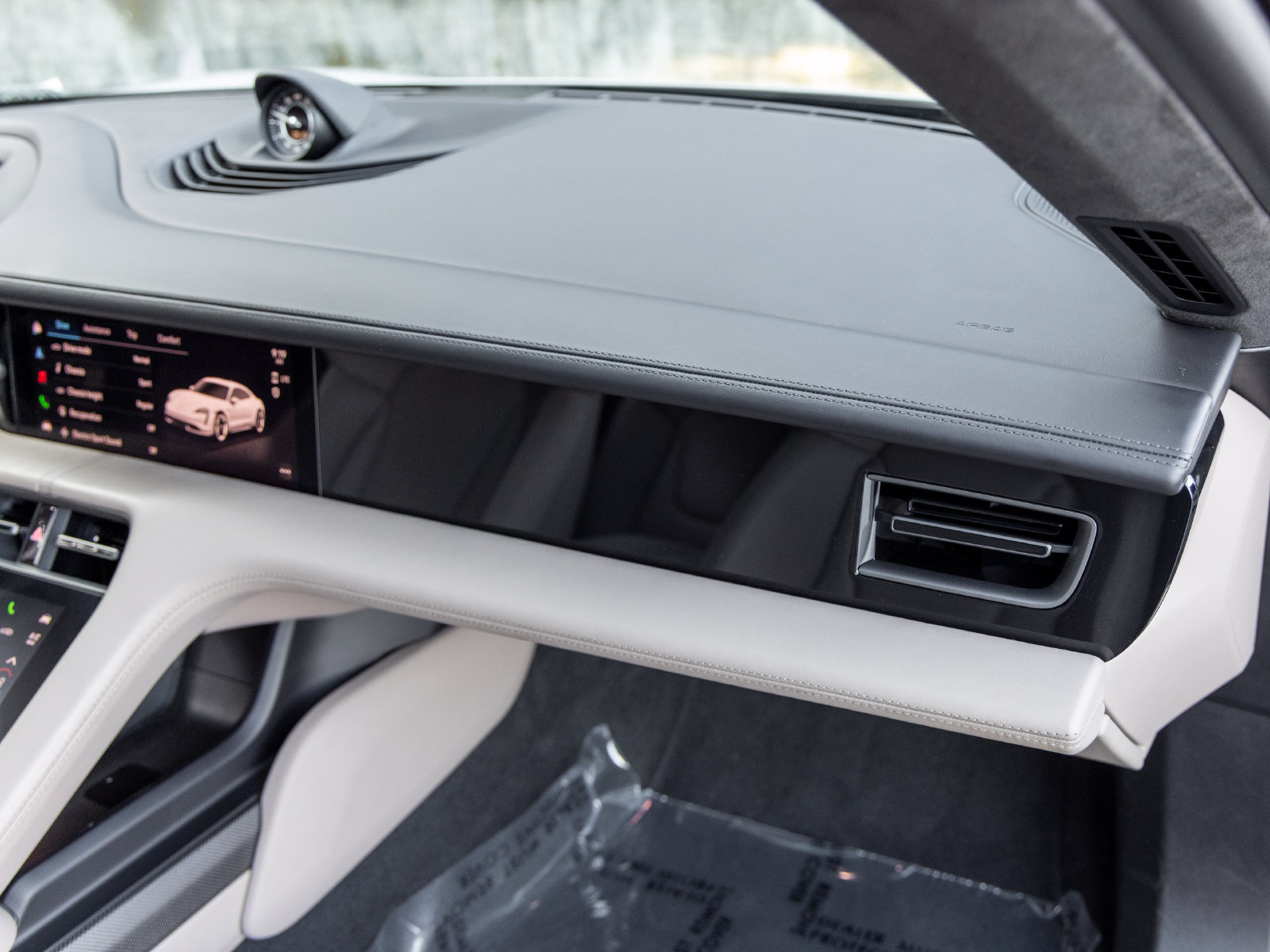 Certified 2021 Porsche Taycan Turbo S AWD/4WD image 59