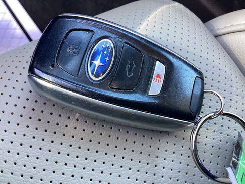 Used 2022 Subaru Legacy Limited image 36