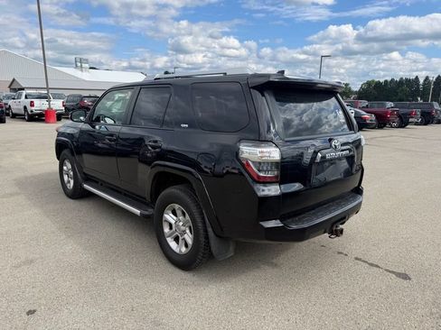 Used 2018 Toyota 4Runner SR5 Premium AWD/4WD image 18