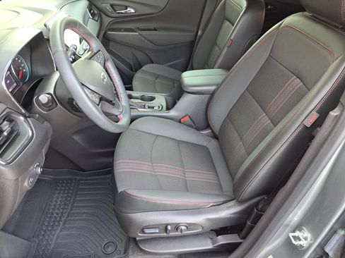 Used 2024 Chevrolet Equinox RS FWD image 9
