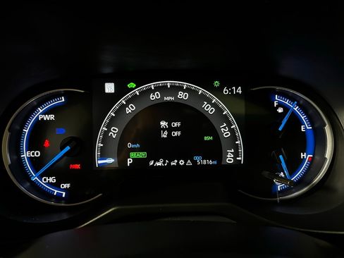 Used 2024 Toyota RAV4 XLE Premium w/ Weather Package image 17