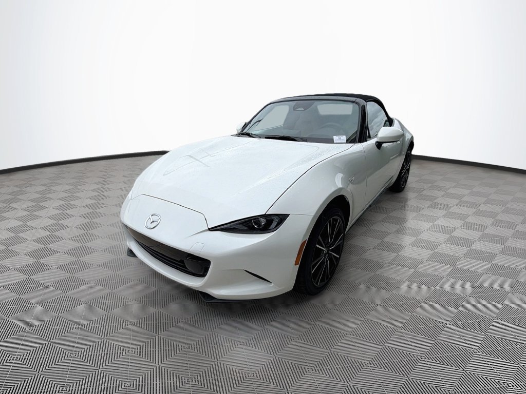 New 2026 MAZDA MX-5 Miata Grand Touring w/ Weather Package RWD image 4
