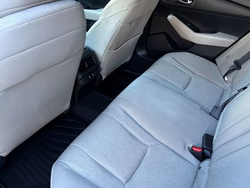 Certified 2025 Honda Accord SE image 8