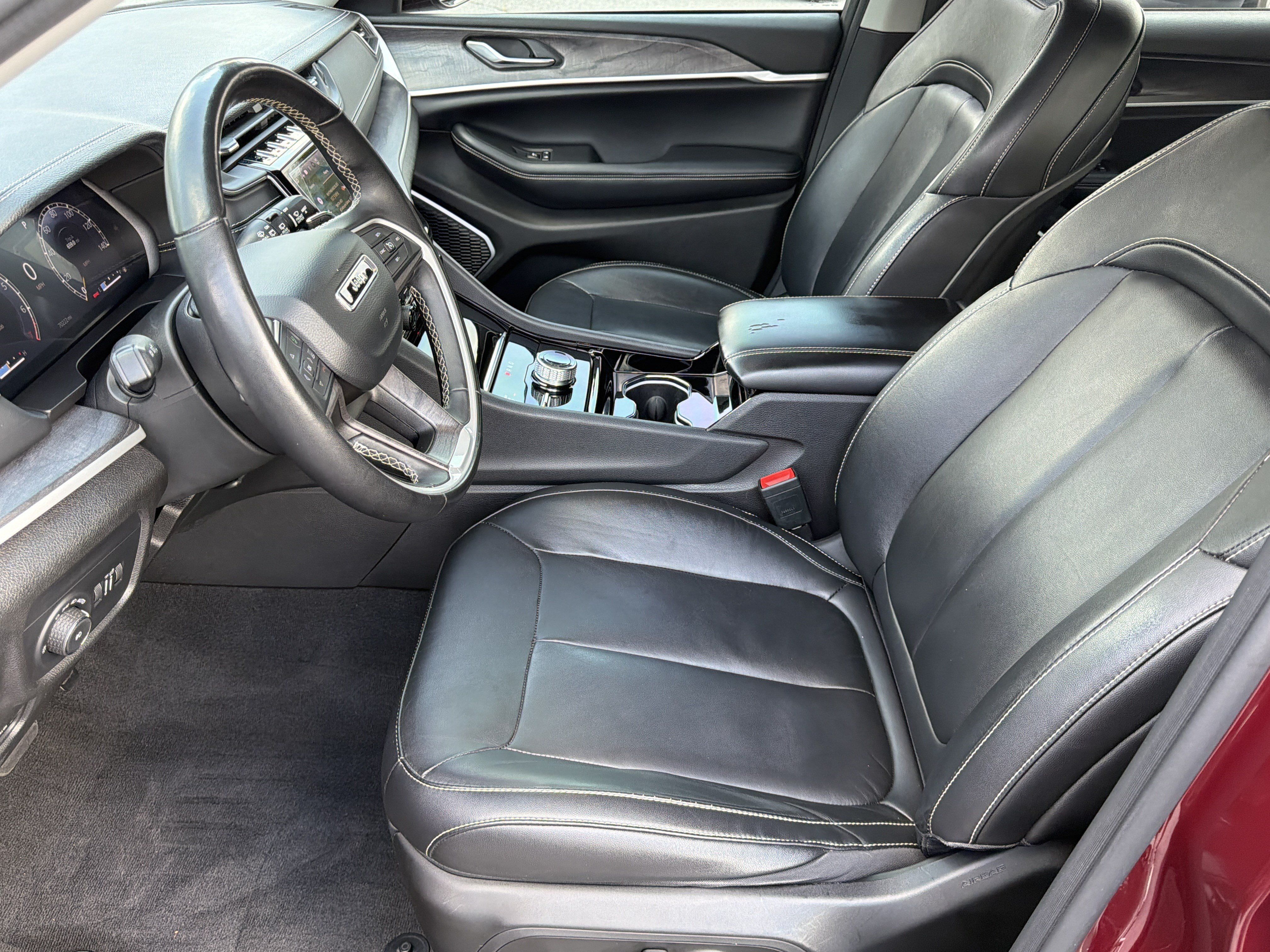 Used 2022 Jeep Grand Cherokee L Limited AWD/4WD image 11