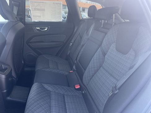 Used 2023 Volvo XC60 T8 Core image 7