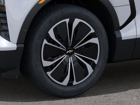 New 2026 Chevrolet Blazer EV LT image 9