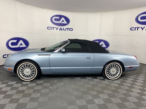 Used 2004 Ford Thunderbird image 6