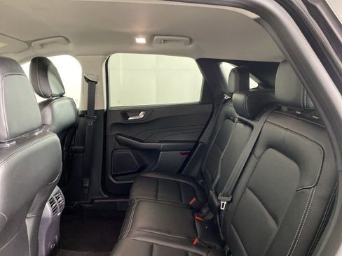 Used 2022 Ford Escape SEL image 16