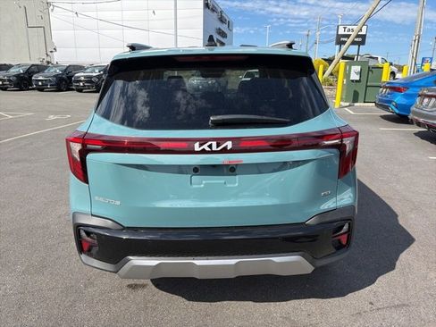 New 2026 Kia Seltos EX image 4