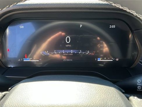 Used 2023 Jeep Grand Cherokee L Altitude image 15