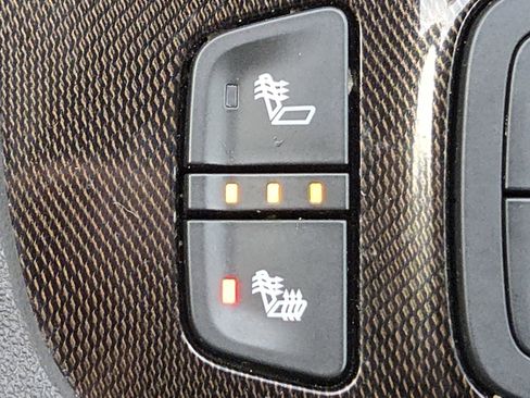 Used 2023 GMC Acadia AT4 w/ Trailering Package image 4