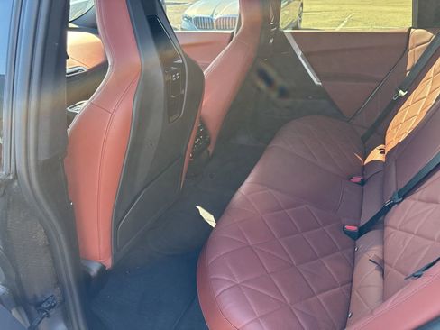 Used 2023 BMW iX xDrive50 w/ Premium Package image 11