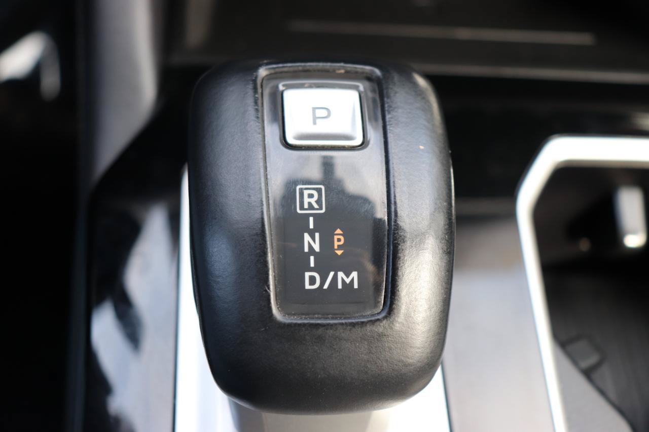 Used 2025 Mitsubishi Outlander SE FWD image 45
