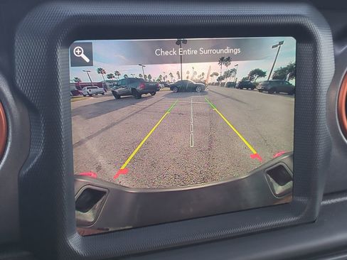 Certified 2021 Jeep Gladiator Mojave image 19