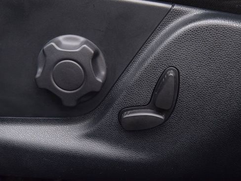 Used 2018 Ford EcoSport SE image 29