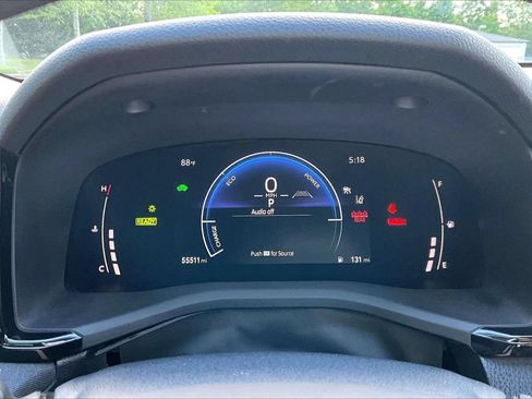 Used 2025 Toyota Camry LE FWD image 10