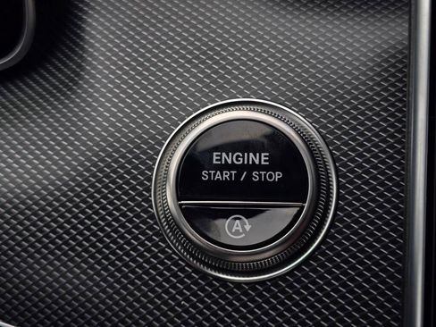 New 2026 Mercedes-Benz C 300 4MATIC Sedan image 41