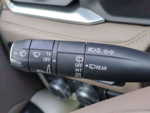 Used 2021 GMC Yukon Denali w/ Denali Ultimate Package image 29