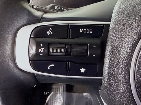 Used 2023 Kia Sportage EX image 14