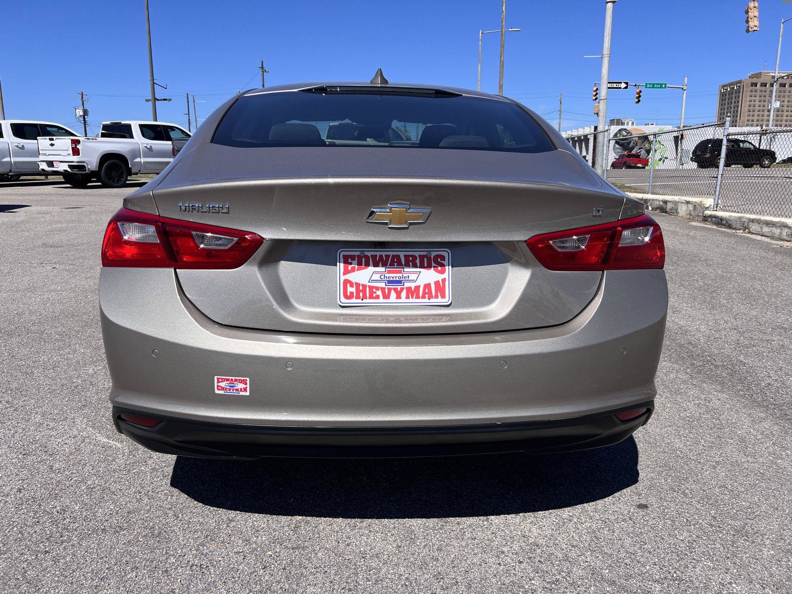 Used 2024 Chevrolet Malibu LT FWD image 32