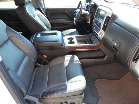 Used 2018 GMC Sierra 1500 SLT image 31