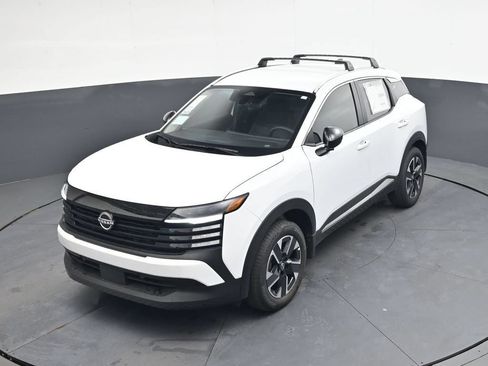 Certified 2026 Nissan Kicks SV w/ Cold Weather Package AWD/4WD image 38