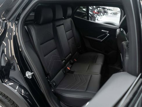 Used 2025 BMW X2 xDrive28i image 12