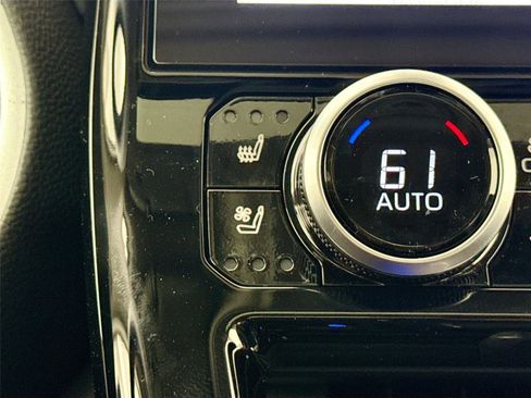 New 2026 Toyota Highlander Limited image 8