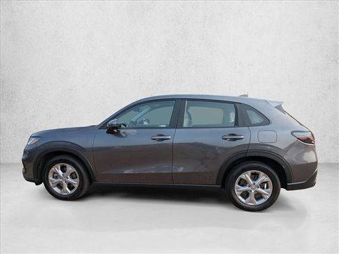 Used 2023 Honda HR-V LX image 8