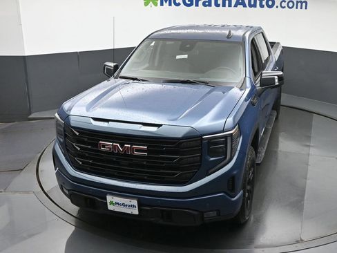 New 2026 GMC Sierra 1500 Elevation image 26