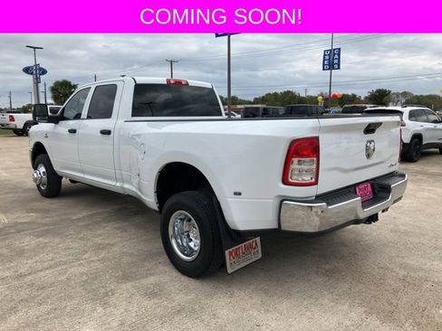 Used 2024 RAM 3500 Tradesman w/ Chrome Appearance Group image 5