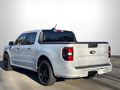 New 2026 Ford Maverick Lobo image 25