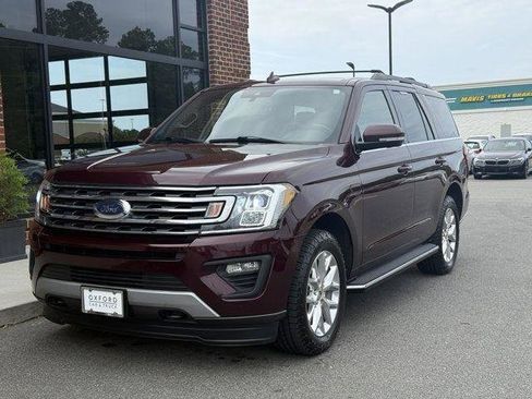 Used 2020 Ford Expedition XLT w/ Equipment Group 202A AWD/4WD image 1