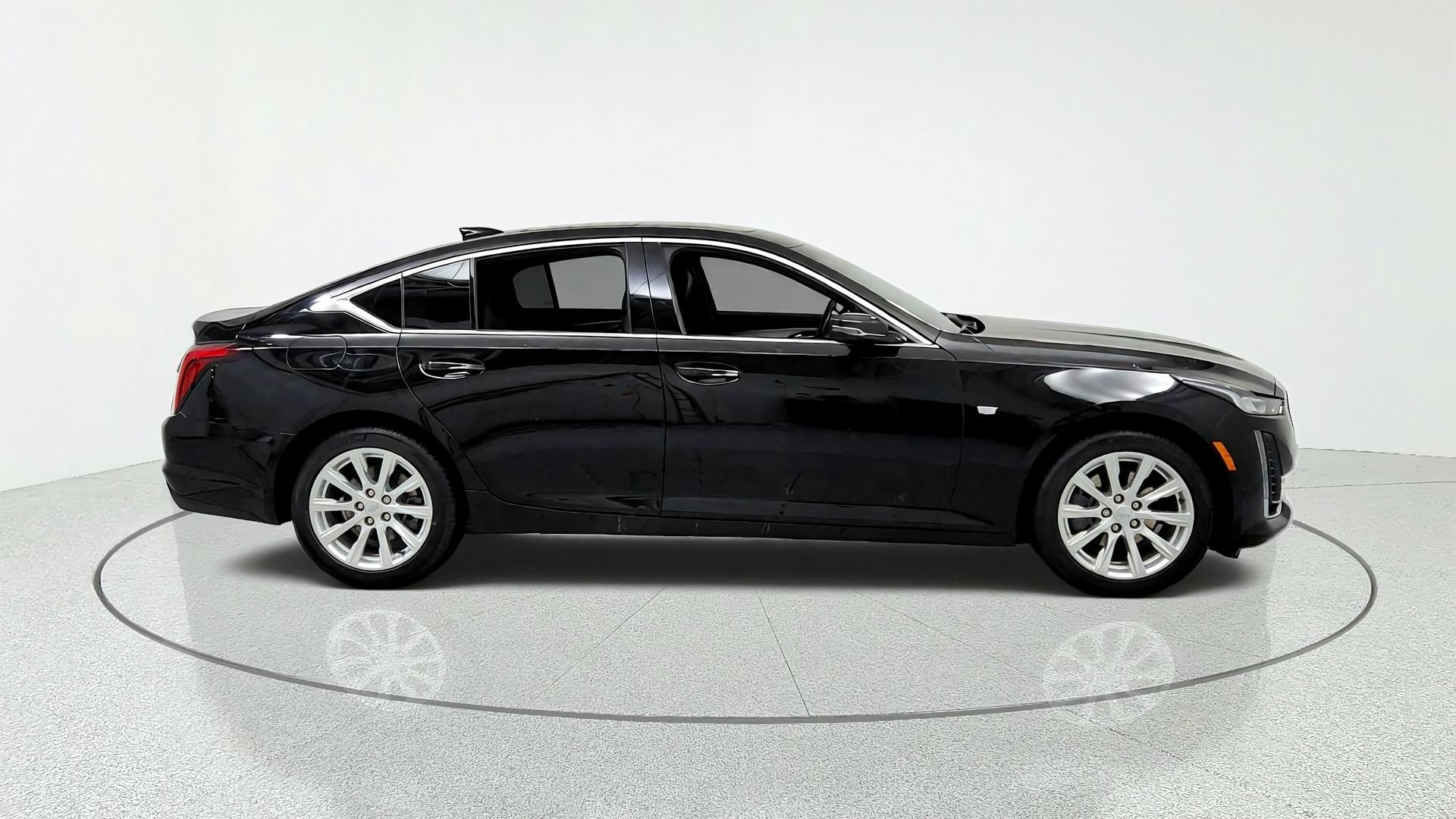 Used 2022 Cadillac CT5 Luxury w/ Sun And Sound Package AWD/4WD image 6